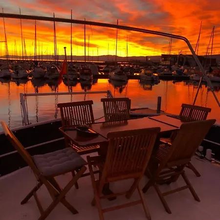 Homeboat-bateau