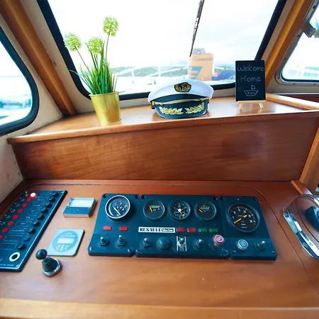 Homeboat-bateau Hotel na wodzie 4*